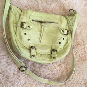 ~*🔵Chartreuse Green Handbag in Women🔵